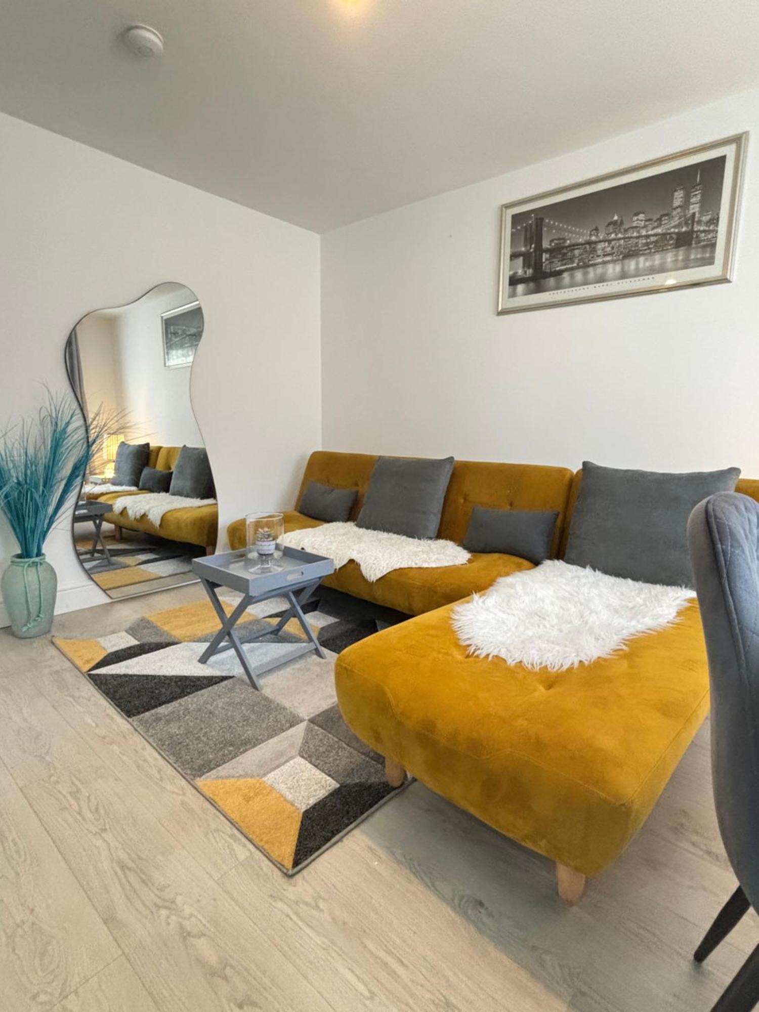 Apartamento Cosy Modern Flat With Garden Birmingam Exterior foto